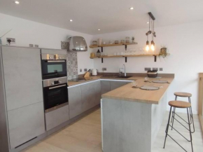 Impeccable 2-Bed House in Newquay